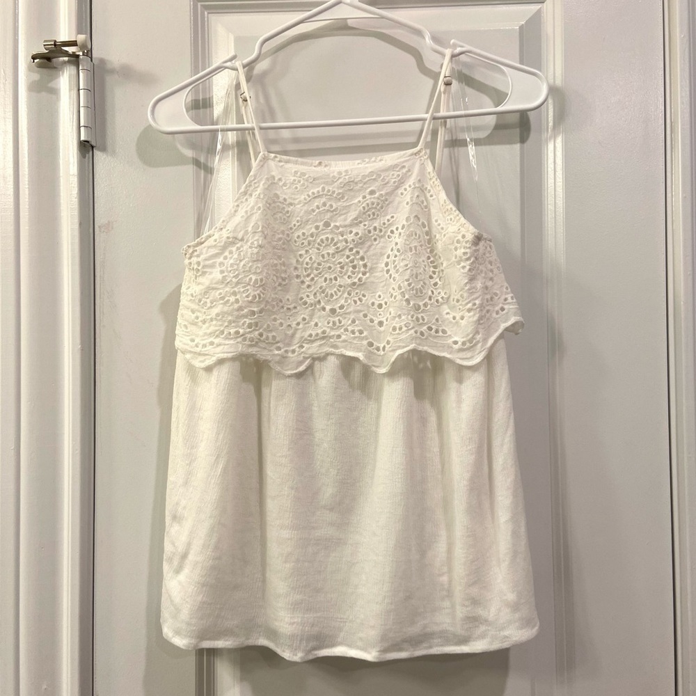 Entro Boutique Spaghetti Strap Eyelet Top - M